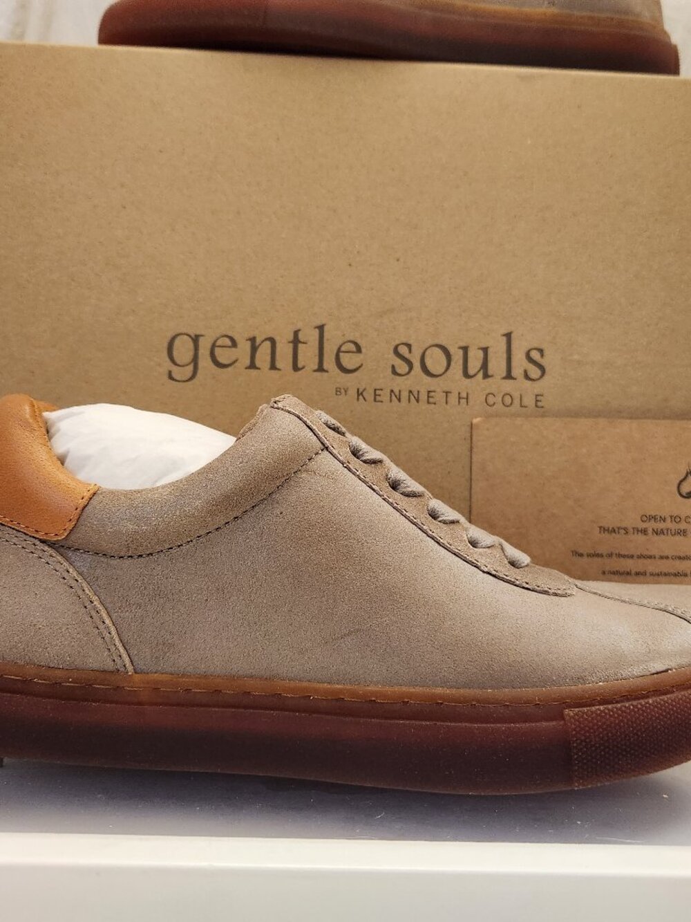 Gentle Souls "Nyle" Women's leather sneakers. NIB. Size 5.5